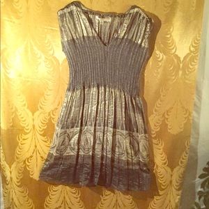 This Dress Is ELECTRIC!!